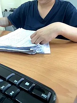 Snapshot of ThuPhuong-Tr chatting on September 10, 2025, 2:21 am ThuPhuong-Tr online show from September 10, 2025, 2:21 am