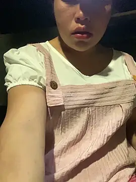 O o UwU o O online show from December 15, 2025, 2:01 pm