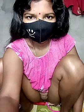 Snapshot of Renuka_GG chatting on December 15, 2025, 1:11 am Renuka GG online show from December 15, 2025, 1:11 am