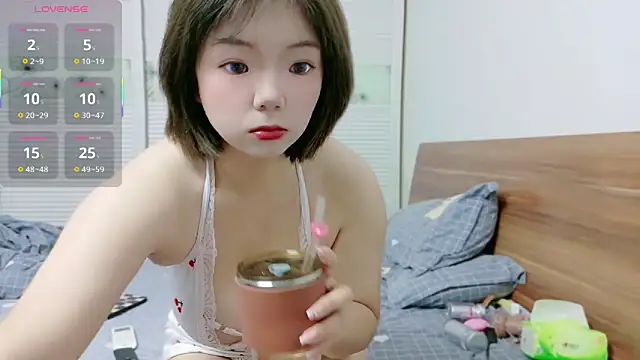 E-cup2 online show from October 20, 2025, 6:59 am