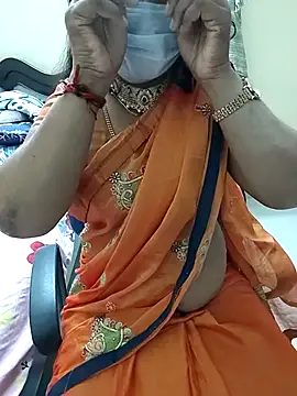 Snapshot of tamilmaha12 chatting on November 16, 2025, 9:30 pm tamilmaha12 online show from November 16, 2025, 9:30 pm