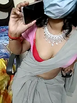 Snapshot of tamilmaha12 chatting on October 16, 2025, 9:06 am tamilmaha12 online show from October 16, 2025, 9:06 am