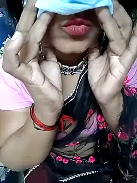 Snapshot of tamilmaha12 chatting on September 28, 2025, 7:59 am tamilmaha12 online show from September 28, 2025, 7:59 am