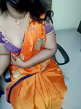 Snapshot of tamilmaha12 chatting on September 23, 2025, 11:17 am tamilmaha12 online show from September 23, 2025, 11:17 am