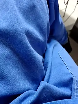 Snapshot of Psvsecreto chatting on November 15, 2025, 9:24 am Psvsecreto online show from November 15, 2025, 9:24 am