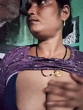 Snapshot of Kavya_hot chatting on September 29, 2025, 4:01 pm Kavya hot online show from September 29, 2025, 4:01 pm