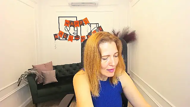 Snapshot of NikaStraitlive chatting on October 19, 2025, 11:46 am NikaStraitlive online show from October 19, 2025, 11:46 am