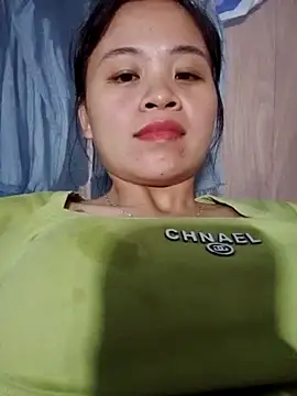Snapshot of Mie-mie11 chatting on October 12, 2025, 1:01 pm Mie-mie11 online show from October 12, 2025, 1:01 pm