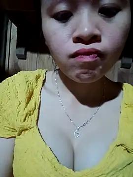 Snapshot of Mie-mie11 chatting on October 1, 2025, 1:48 pm Mie-mie11 online show from October 1, 2025, 1:48 pm