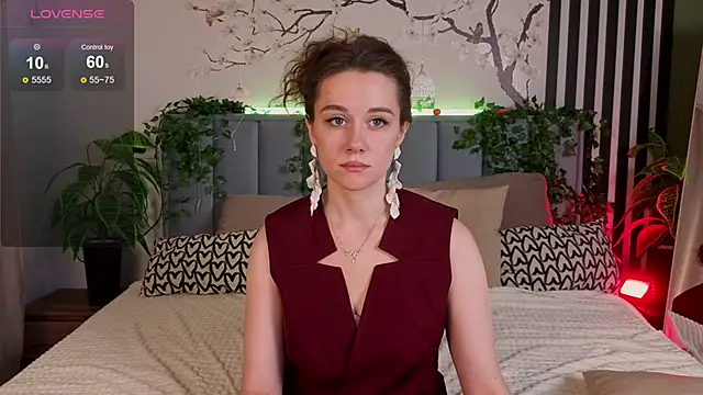 SkyHelen online show from November 20, 2025, 4:46 am