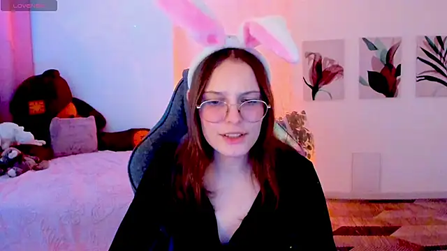 Snapshot of JenniferKiim chatting on December 2, 2025, 11:45 am JenniferKiim online show from December 2, 2025, 11:45 am