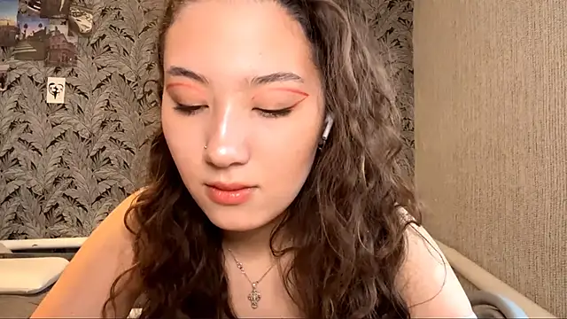 Snapshot of Sakuravice chatting on September 13, 2025, 7:19 am Sakuravice online show from September 13, 2025, 7:19 am