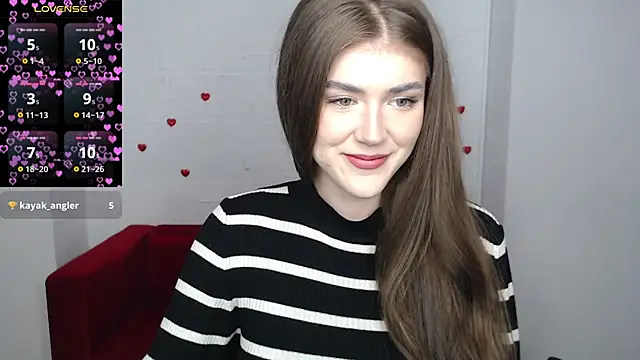 VictiriaDax online show from October 13, 2025, 12:07 pm