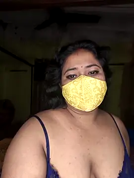 Smile-quien online show from March 23, 2026, 5:13 pm