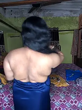 Smile-quien online show from March 22, 2026, 5:03 pm