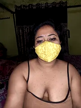 Smile-quien online show from March 16, 2026, 3:25 am