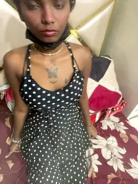 Snapshot of Bold_beautyxx chatting on January 13, 2026, 3:05 pm Bold beautyxx online show from January 13, 2026, 3:05 pm