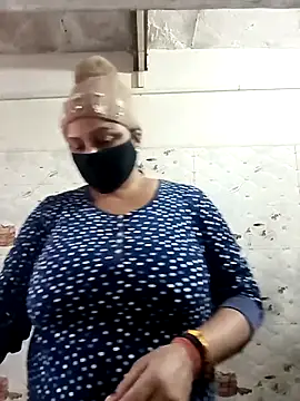 Rakhi sawant143 online show from December 5, 2025, 2:00 am