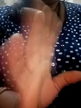 Rakhi sawant143 online show from January 18, 2026, 4:54 pm