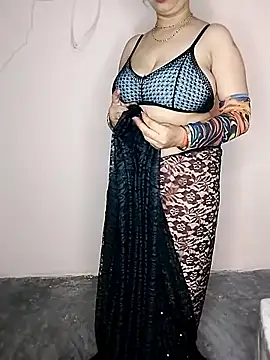 Snapshot of Oh_011 chatting on October 26, 2025, 3:34 pm Oh 011 online show from October 26, 2025, 3:34 pm