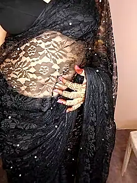 Snapshot of Oh_011 chatting on October 21, 2025, 3:00 pm Oh 011 online show from October 21, 2025, 3:00 pm