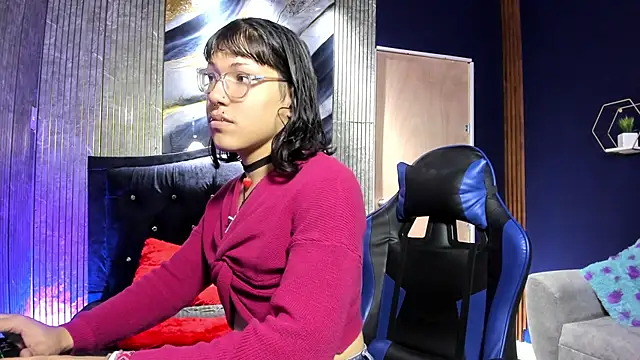 christina vamp1 online show from October 19, 2025, 2:31 pm