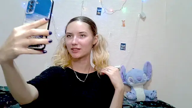  kikiclark   online show from September 24, 2025, 8:48 pm