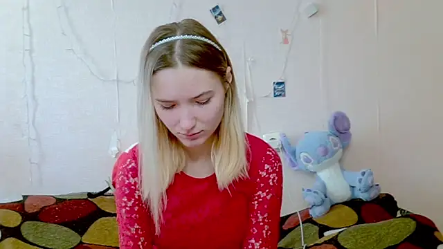  kikiclark   online show from October 1, 2025, 8:08 am