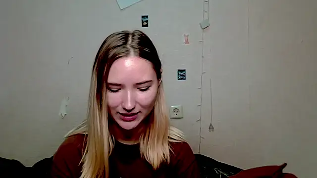  kikiclark   online show from October 10, 2025, 8:53 pm