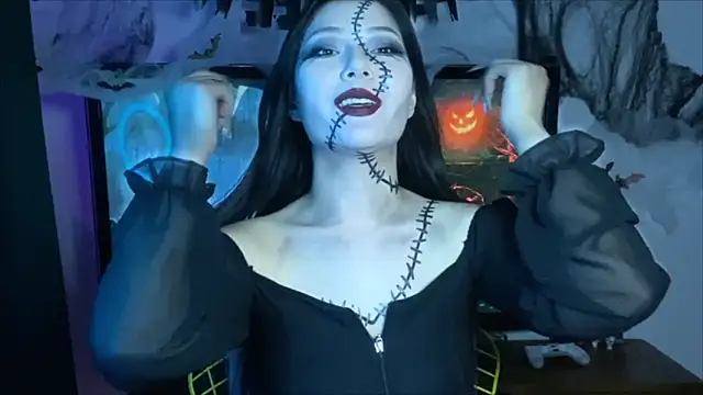 WonderMira online show from October 26, 2025, 1:44 pm