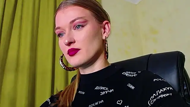 Snapshot of MysticVenus_ chatting on November 22, 2025, 2:05 pm MysticVenus online show from November 22, 2025, 2:05 pm