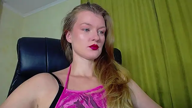 Snapshot of MysticVenus_ chatting on November 15, 2025, 1:15 pm MysticVenus online show from November 15, 2025, 1:15 pm