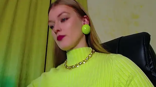 Snapshot of MysticVenus_ chatting on December 1, 2025, 3:02 pm MysticVenus online show from December 1, 2025, 3:02 pm