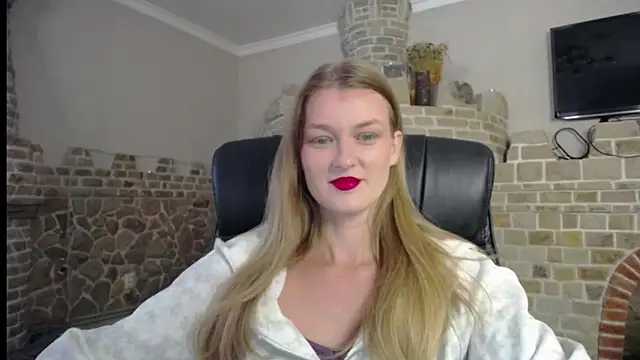 Snapshot of MysticVenus_ chatting on September 28, 2025, 1:07 pm MysticVenus online show from September 28, 2025, 1:07 pm