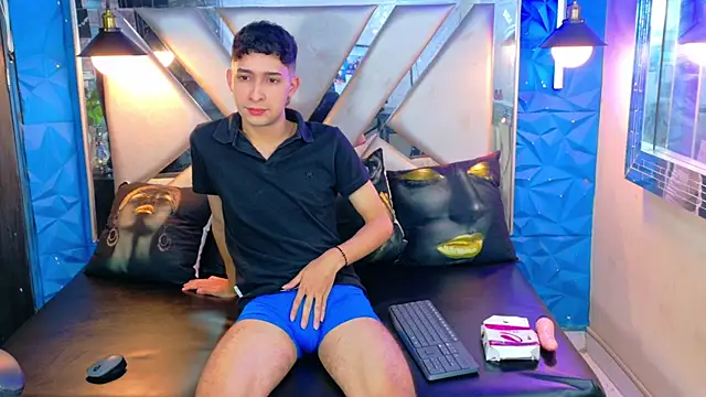 Snapshot of Kygo_Williams chatting on September 15, 2025, 8:31 pm Kygo Williams online show from September 15, 2025, 8:31 pm