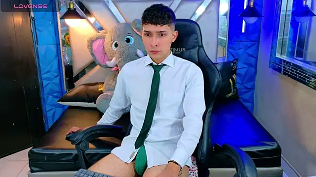 Snapshot of Kygo_Williams chatting on October 15, 2025, 7:16 am Kygo Williams online show from October 15, 2025, 7:16 am