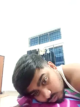 sexyboywhite online show from October 16, 2025, 4:48 pm