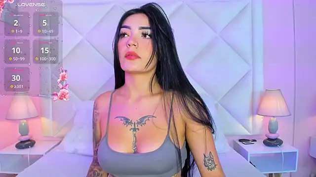 Miaa Smithh   online show from February 26, 2026, 11:21 am