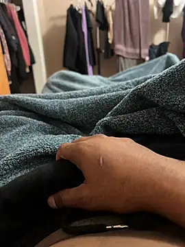 Jariushot3 online show from April 16, 2026, 7:58 pm