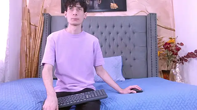 Snapshot of Luke_Carter chatting on December 3, 2025, 1:10 pm Luke Carter online show from December 3, 2025, 1:10 pm