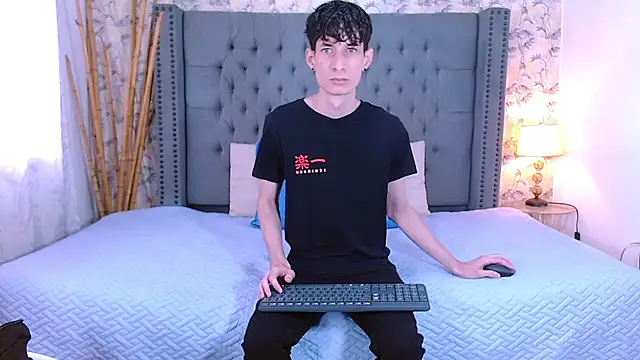 Snapshot of Luke_Carter chatting on October 2, 2025, 1:03 pm Luke Carter online show from October 2, 2025, 1:03 pm