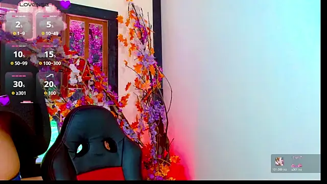 Snapshot of Cristal_Villael chatting on November 4, 2025, 3:10 am Cristal Villael online show from November 4, 2025, 3:10 am