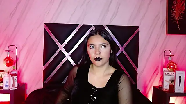 Snapshot of Miss_Lexxy chatting on September 22, 2025, 12:44 pm Miss Lexxy online show from September 22, 2025, 12:44 pm
