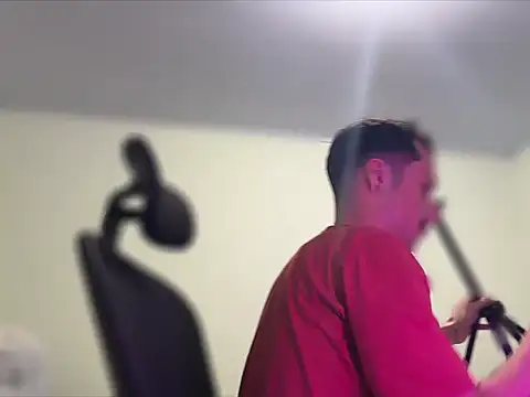 chrisalmeid  online show from December 1, 2025, 4:46 am