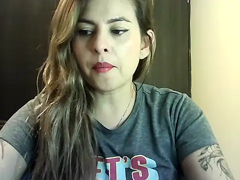 Valery  Rouse  online show from March 8, 2026, 2:04 am