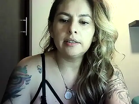 Valery  Rouse  online show from March 29, 2026, 10:11 pm