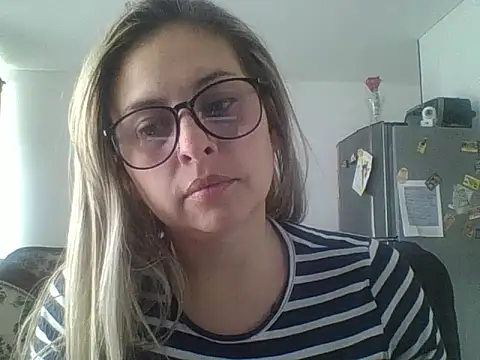 Snapshot of Valery__Rouse_ chatting on September 11, 2025, 5:35 pm Valery Rouse online show from September 11, 2025, 5:35 pm