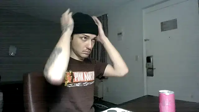 Snapshot of Jbenz420 chatting on March 16, 2026, 11:40 pm Jbenz420 online show from March 16, 2026, 11:40 pm