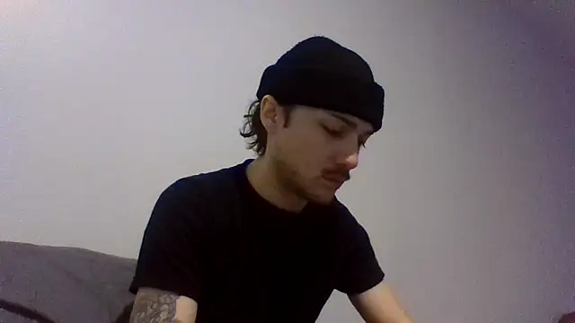 Snapshot of Jbenz420 chatting on May 4, 2026, 4:43 pm Jbenz420 online show from May 4, 2026, 4:43 pm