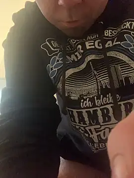 GeilerHSVFAN1989 online show from October 23, 2025, 8:24 am